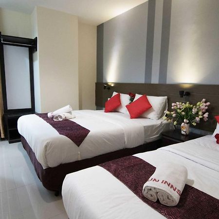 Sun Inns Hotel Kuala Selangor Exterior photo