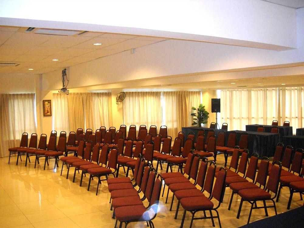 Sun Inns Hotel Kuala Selangor Exterior photo