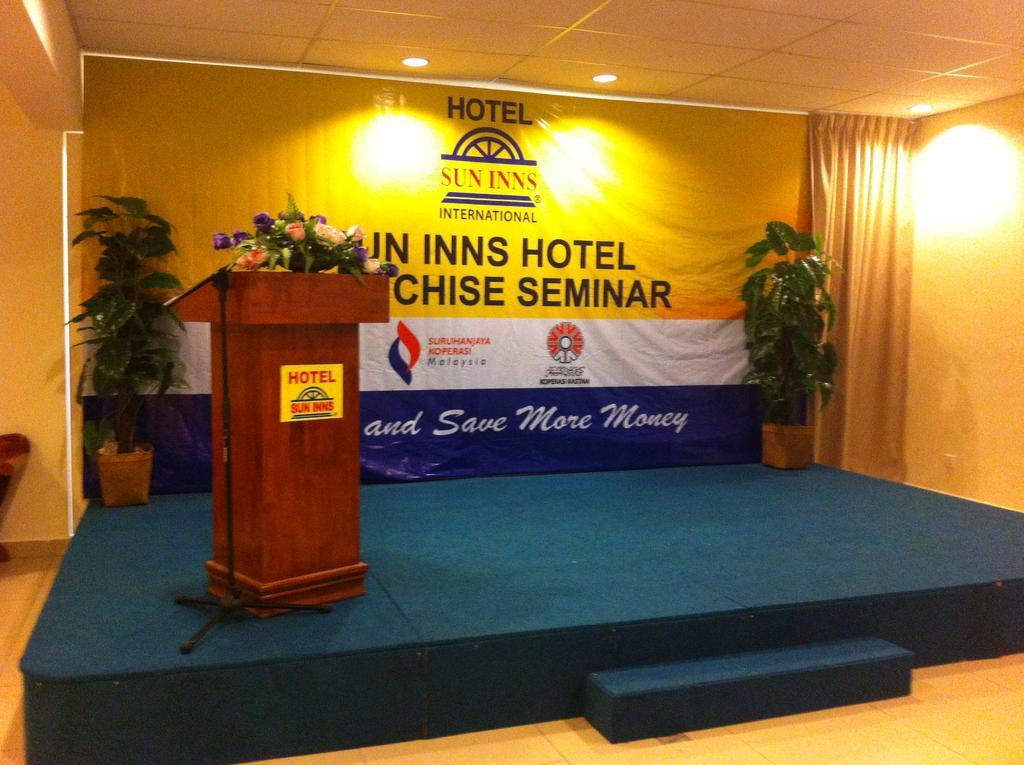 Sun Inns Hotel Kuala Selangor Exterior photo