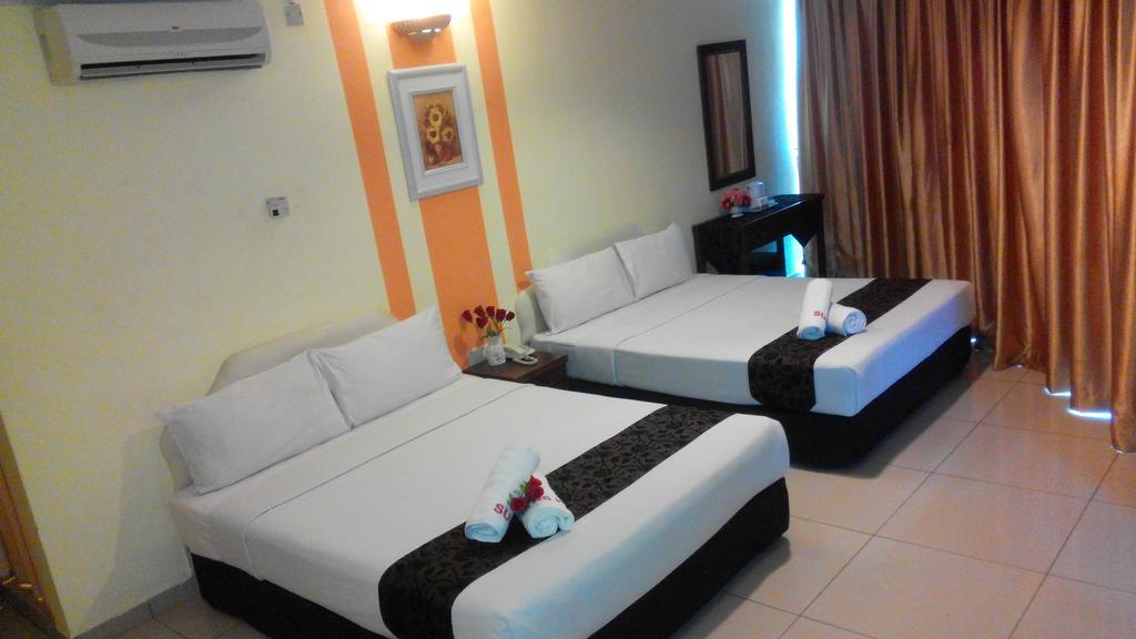 Sun Inns Hotel Kuala Selangor Exterior photo