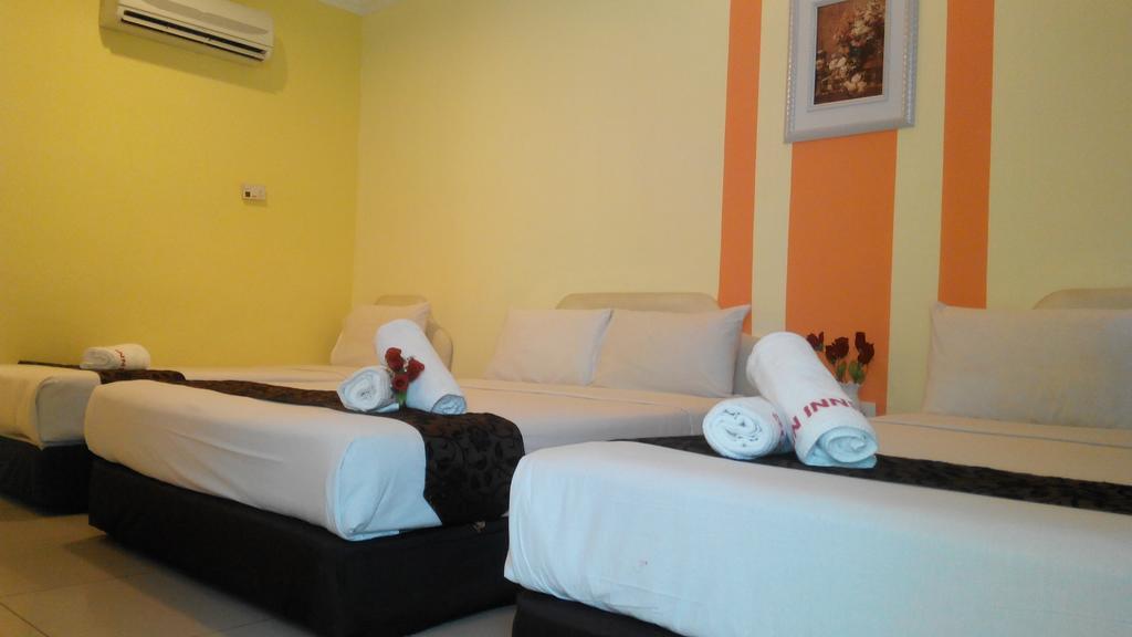 Sun Inns Hotel Kuala Selangor Exterior photo