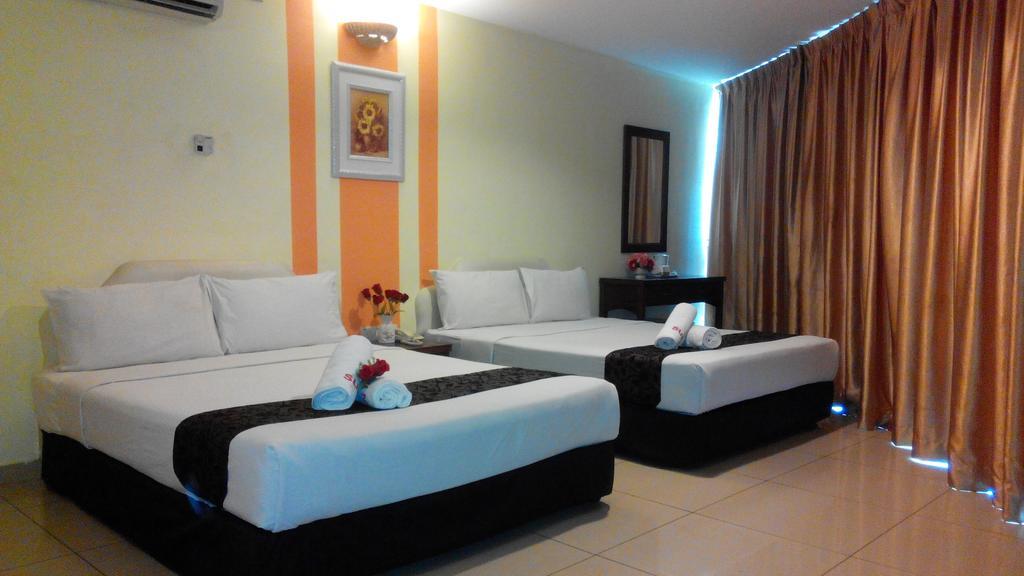 Sun Inns Hotel Kuala Selangor Exterior photo
