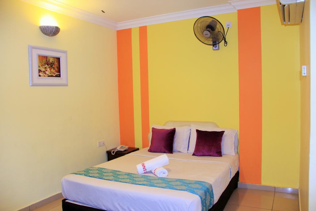 Sun Inns Hotel Kuala Selangor Exterior photo