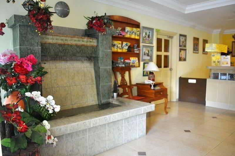 Sun Inns Hotel Kuala Selangor Exterior photo