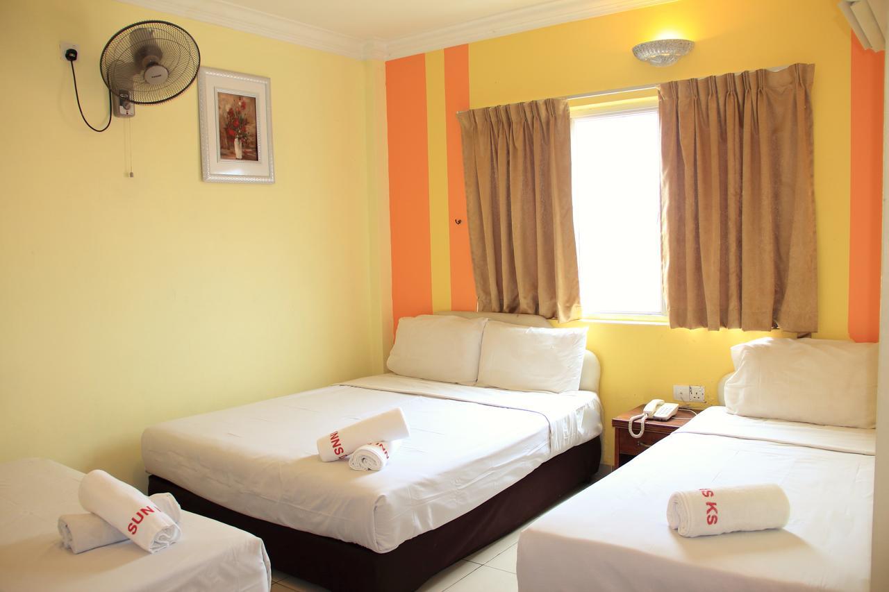 Sun Inns Hotel Kuala Selangor Exterior photo