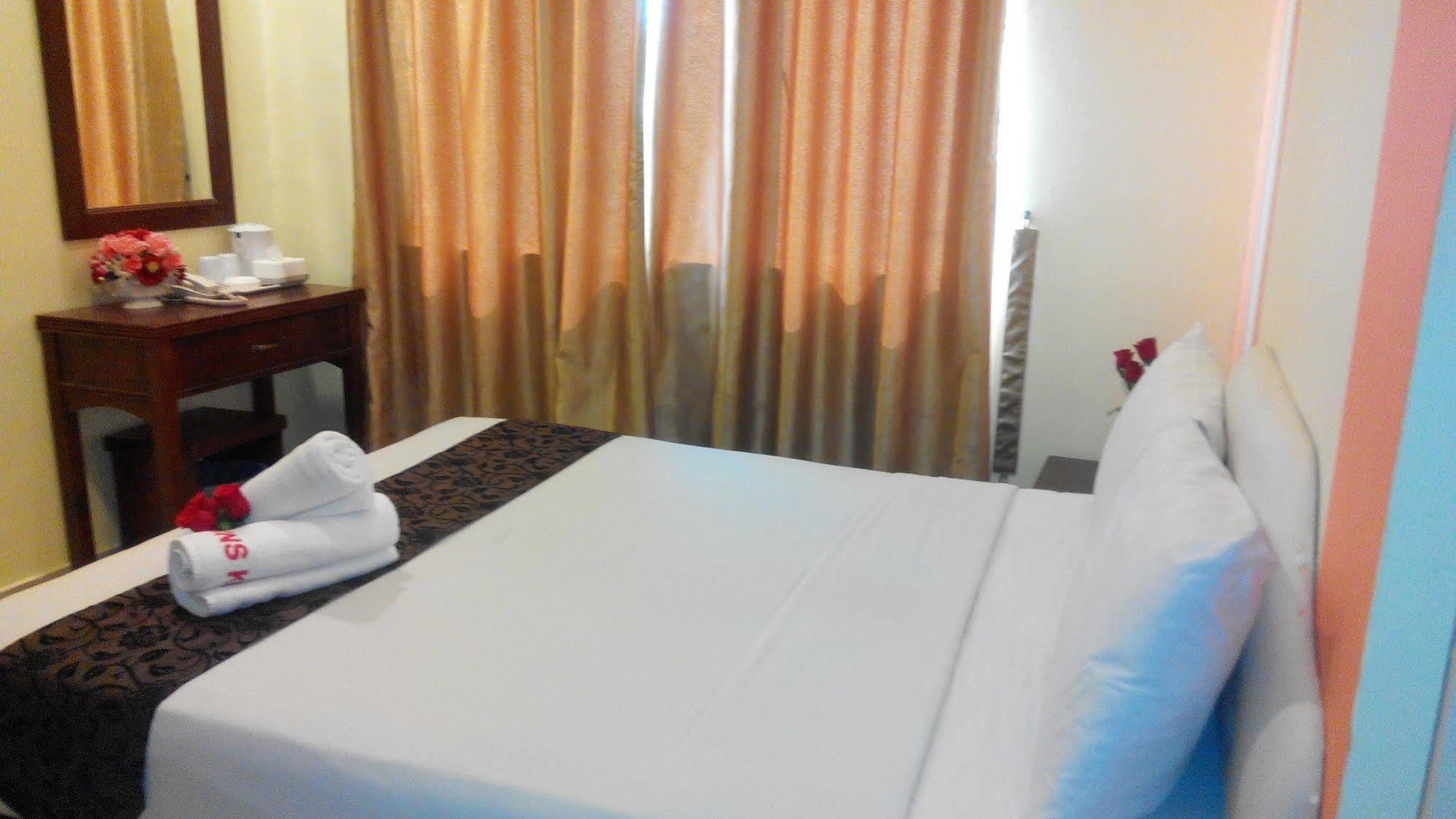 Sun Inns Hotel Kuala Selangor Exterior photo