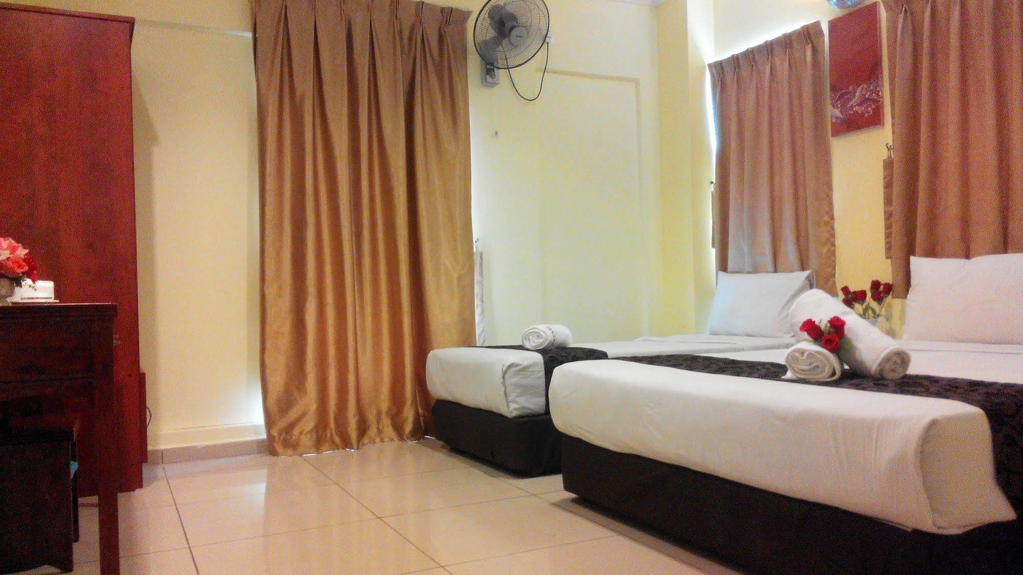 Sun Inns Hotel Kuala Selangor Exterior photo