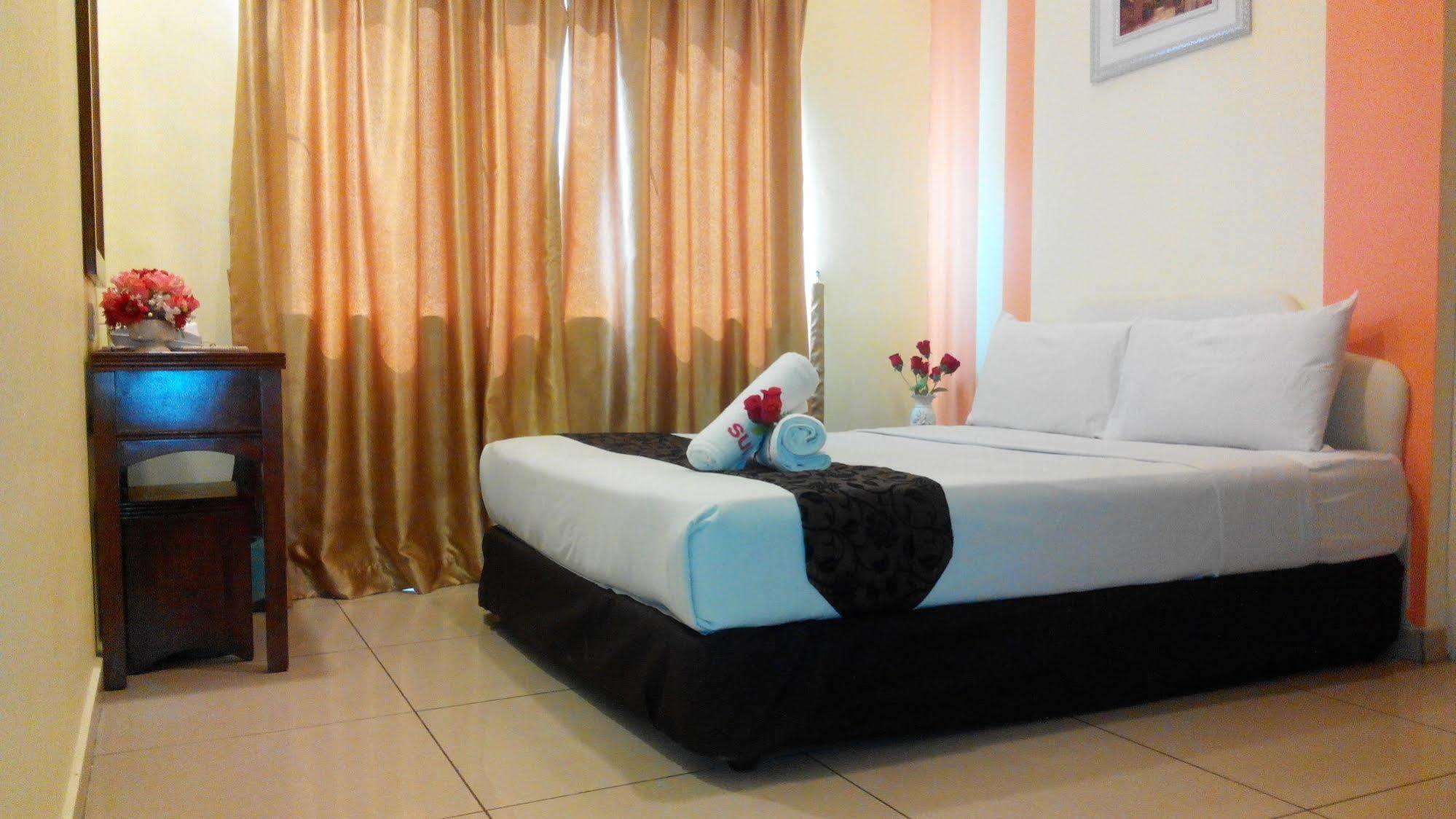 Sun Inns Hotel Kuala Selangor Exterior photo